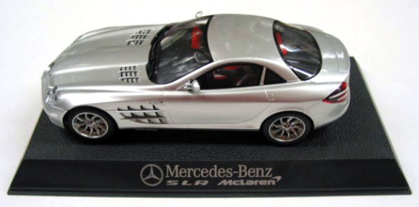 Scalextric Digital Mercedes-Benz SLR McLaren